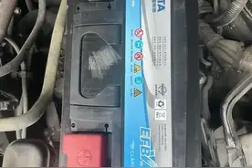 老司机打死不说秘密：一块电瓶用10年，省几千块全靠这几个骚操作图片