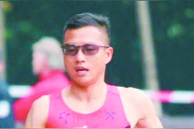 车辆挡道、冲线被拦、替跑代跑……马拉松乱象频发 田协紧急通知来了图片