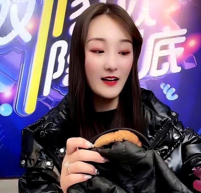 没有那个富贵命！大衣哥传来喜讯，前儿媳陈亚楠终是活成了笑话