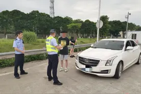 男子科目三刚考过就被作废，只因他做了这件事……图片