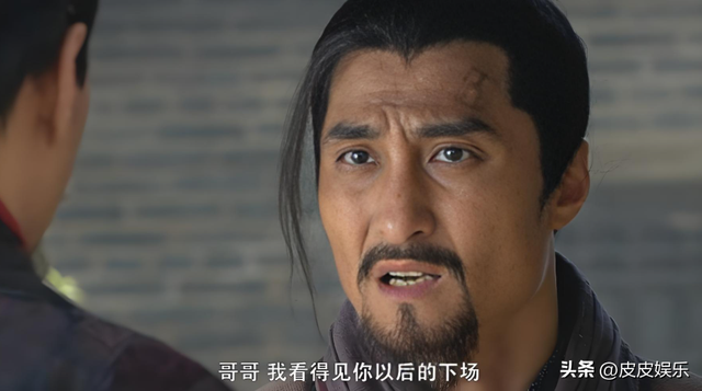 演员亲兄弟，境遇大不相同！弟弟住豪宅，哥哥却在成名后锒铛入狱