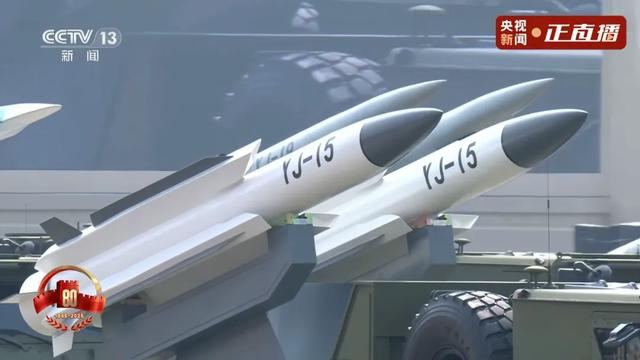 不装了！一口气看完九三大阅兵武器装备！谁说我们一个也不认识？