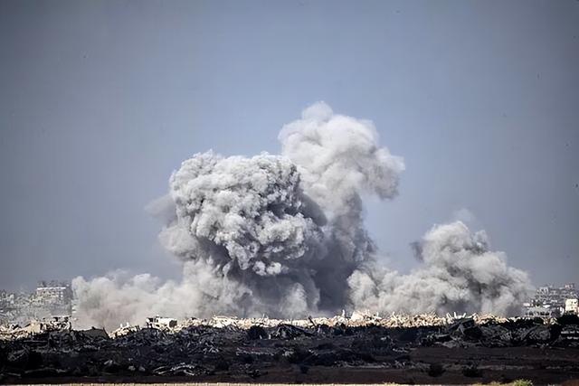 美国赚钱以军杀人？加沙再遭血腥屠杀！巴以停火协议下的惊天阴谋