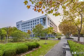 上海被严重低估的211大学，因名字被耽误，实力不输985图片