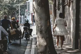 我认识的安福路小公主，一直活在自己的世界里图片