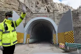 为何318国道不封路，比它海拔低的独库公路，却要每年封路？图片