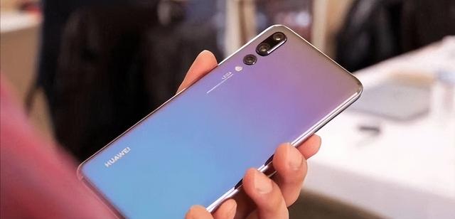 傻眼了！西方光刻机大规模停机，美方：这都怪中国