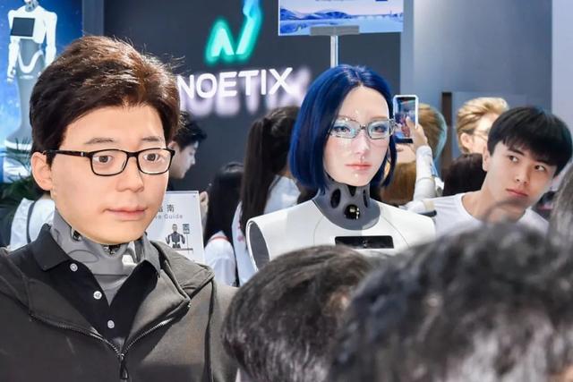【创·智造】当“汉语桥”遇见世界机器人大会，解锁关于“未来”的全新方式