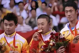 有没有外国运动员能在大赛中打穿“二王一马”夺冠，只有他做到了图片