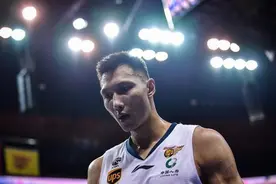 嫖娼传闻登热搜！易建联TVC广告代言费用为2000万元-3000万元不等图片