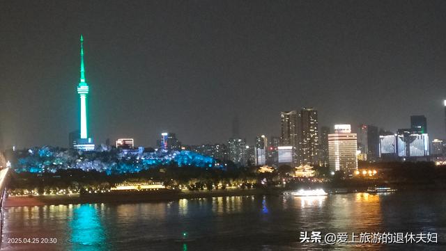 出游第8站-武汉：马不停蹄也转不完，看我俩都去了哪？在哪最悠闲