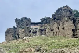 山西大同阳高县桑干河畔的洪门寺遗址：神奇建筑的古今传奇图片