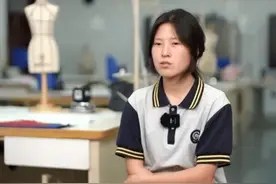 姜萍，这位17岁的中专女孩，近期暑假打工教育局回应图片