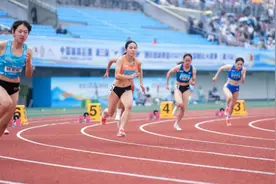 祝贺！“小孩姐”陈妤颉女子200米决赛夺冠！图片