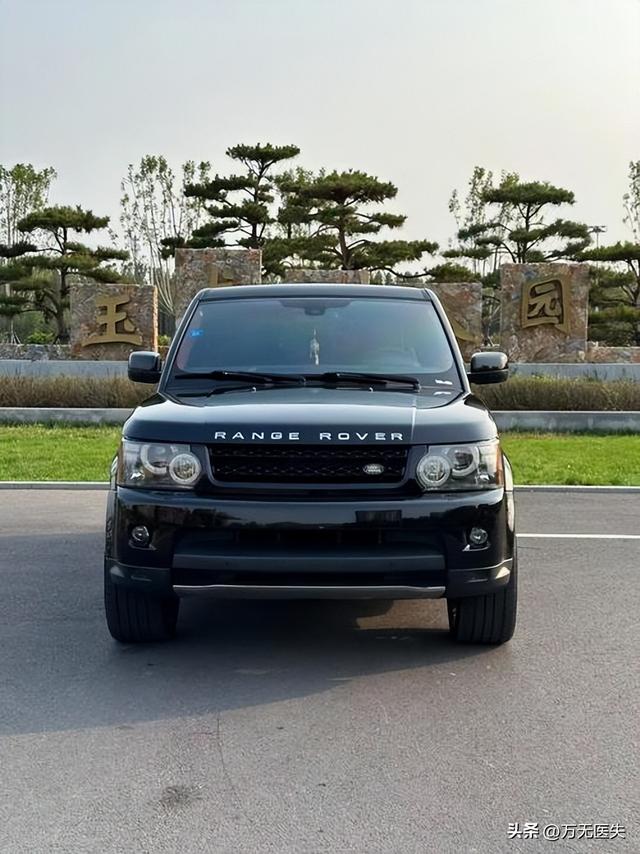 开油车的笑了	，开电车的慌了？2026油电新政实锤，税费规则全变了