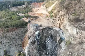 黄石市铁山区违规设置 使用建筑垃圾临时消纳场 环境风险隐患突出图片