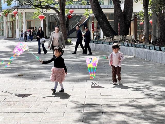五一打卡天生桥 舒心游玩暖心服务