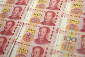 好消息，2025年农民基础养老金上涨标准敲定，8地率先官宣上涨图片