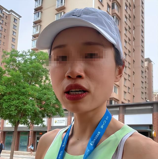 护士跑马拉松后续：目前未上班，两位同事发声，多年付出成笑话
