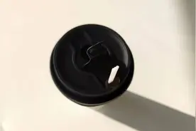 火上热搜，半个奶茶圈都在用，最近饮品店吸管变样了！图片