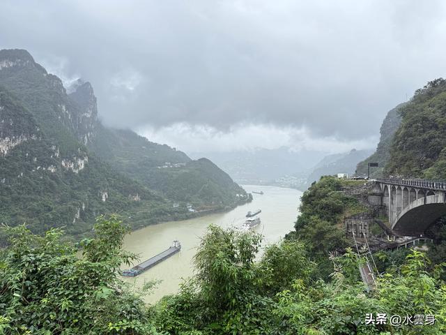 北京自驾长江三峡，神农架之旅（3）