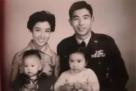 1965年飞行员张立义侦察大陆被击落，妻子坚守17年，结局令人感慨图片