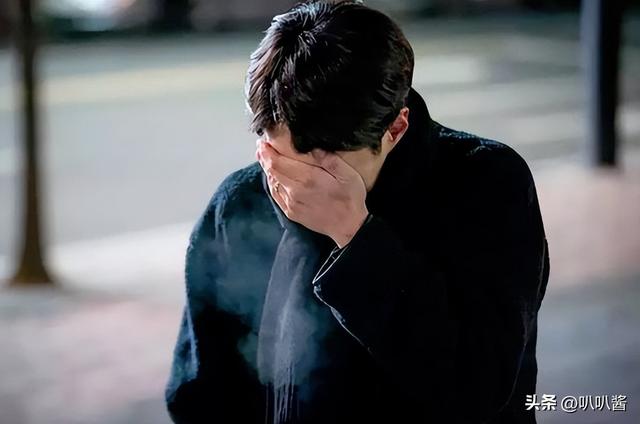 他用八年时间徒步走到拉萨，七步一叩首，7400里，竟磕出“天眼”