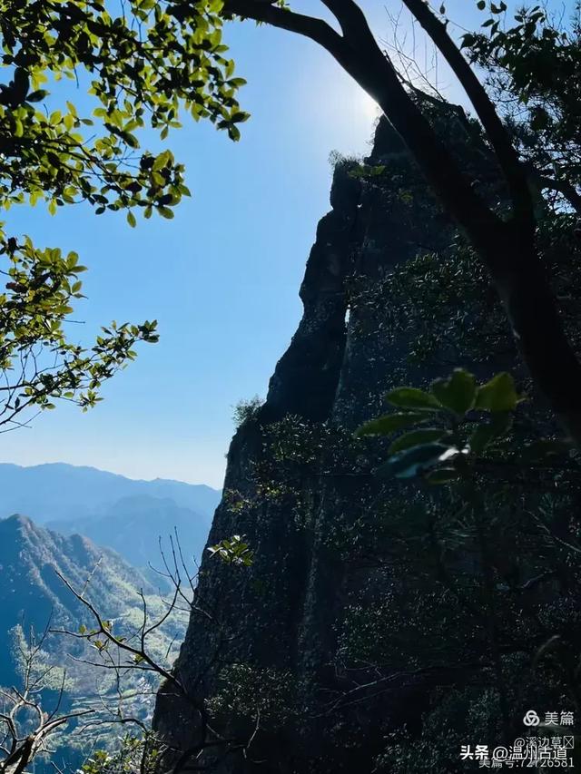 浙江这座形似观音坐像的奇峰，风光绝美，值得你来穿越！
