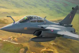 印度出动1架阵风，解放军需出动4架歼20才能对抗？阵风没那个本事图片