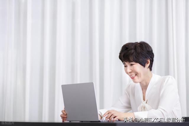 Excel批量生成Sheet表：从手动到自动，3个技巧让你效率翻倍