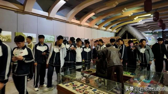 当青春邂逅山海：威海水产学校学子走进赤山，开启非遗研学之旅