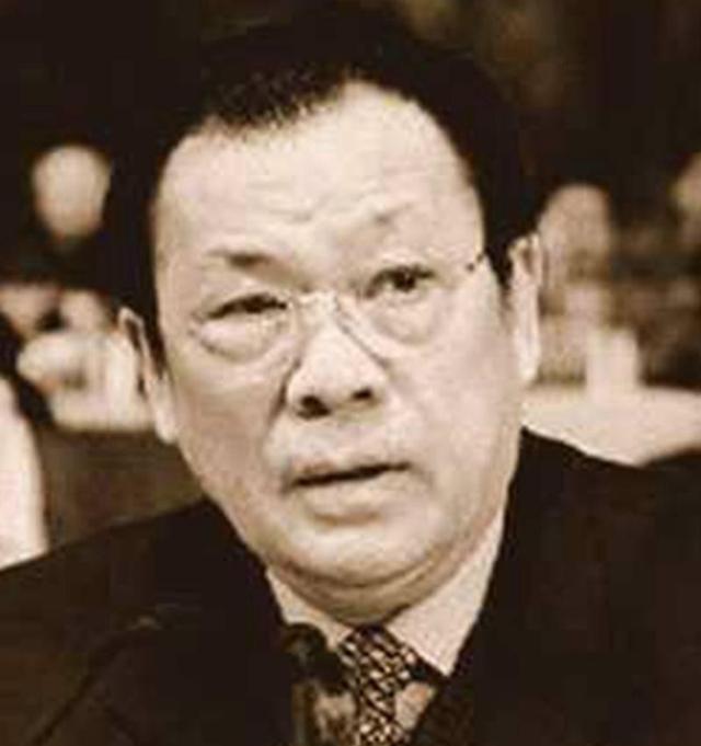 他是原河北省委书记，离任时提出三个理由，反对程维高当省委书记