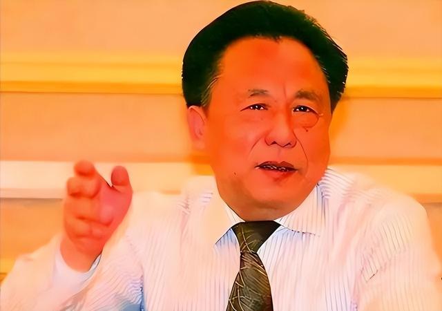 包养10位情妇，睡觉翻牌生下11个私生子，75岁还在拼命生娃！