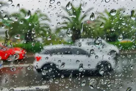 雨神继续做客鹭岛，后天雨势减弱……今年1号台风或于周末生成！图片