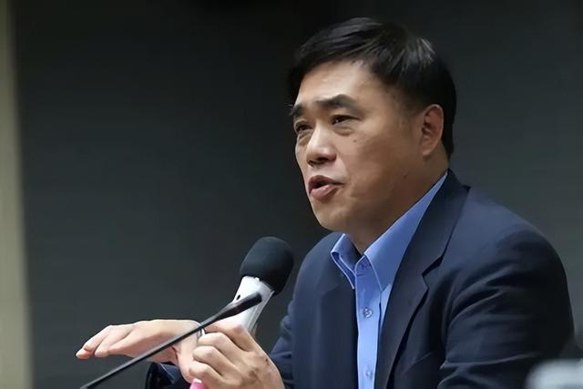 郝龙斌急了，在支持率落后郑丽文后，突发叫嚣：台不独、大陆不武