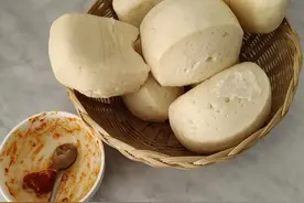 有人说河南农村老人太穷，天天吃馒头蘸蒜汁，知道真相后不禁唏嘘图片