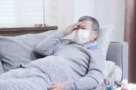 警惕！夜间有3个症状，或是肺部癌变，若一个不占，说明肺部健康图片