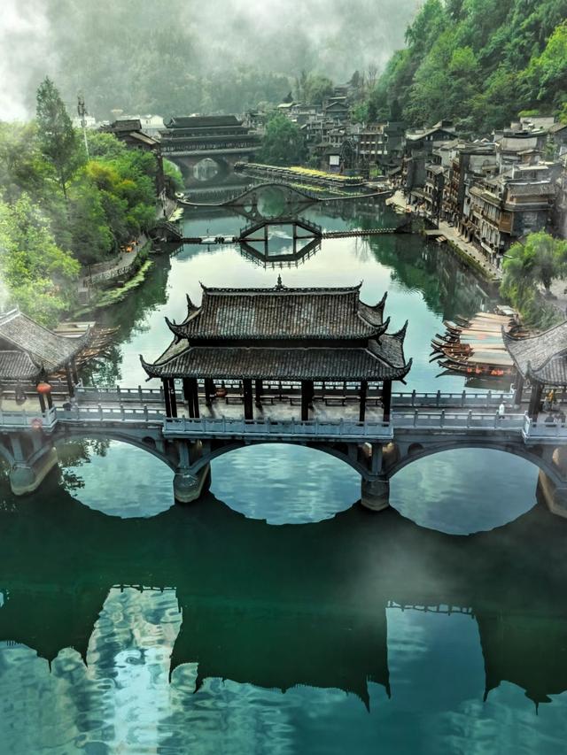 世界上只有中国湖南省凤凰县才有的全球 “独一无二的10大奇景”