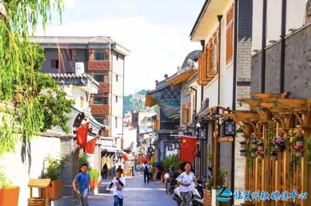 文旅融合绽放民族团结幸福花——记“文旅+民族团结”示范景区临夏市八坊十三巷