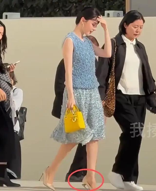 巴黎大秀：热巴又土又美，Lisa三角区尴尬，周也显老，邓文迪升咖