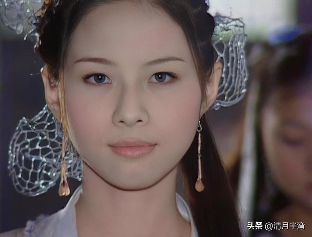 再看03版《倚天屠龙记》：得亏是她演赵敏，不然真压不住这群绝色