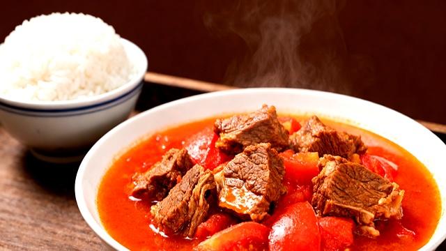 家常版番茄炖牛腩：暖身又下饭的治愈系美食