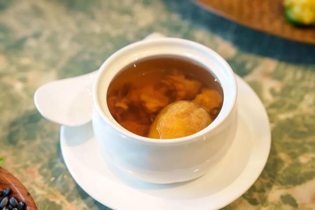 爬岳麓山99%的人都会错过的山巅茶食餐厅！我们找到了！