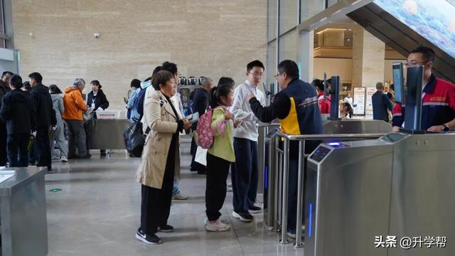 江口沉银博物馆每日3000名额开放，春假第一天迎来客流高峰