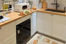 被网友家里的“微波炉用法”惊到了！换个思路，就变成了厨房神器图片