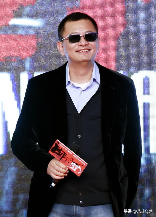 陪睡陪玩都只是开胃菜，目无王法、集体嫖娼，背后的恶心藏不住了