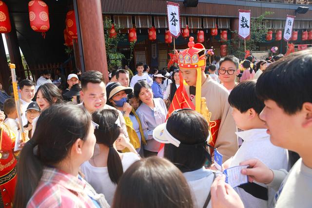 五一嗨不停！快来高岭文化村玩点不一样的~