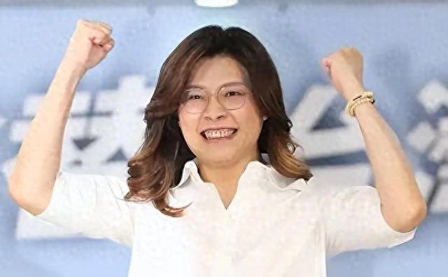 郑丽文收到大陆的“定心丸”，当着韩国瑜的面，反复强调一件事