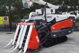 久保田4LBZ-145G(PRO588i-G)型半喂入式谷物收割机图片