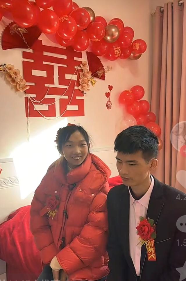 河南23岁智力残疾女孩出嫁，新郎30岁，彩礼9万9，丈母娘满意女婿